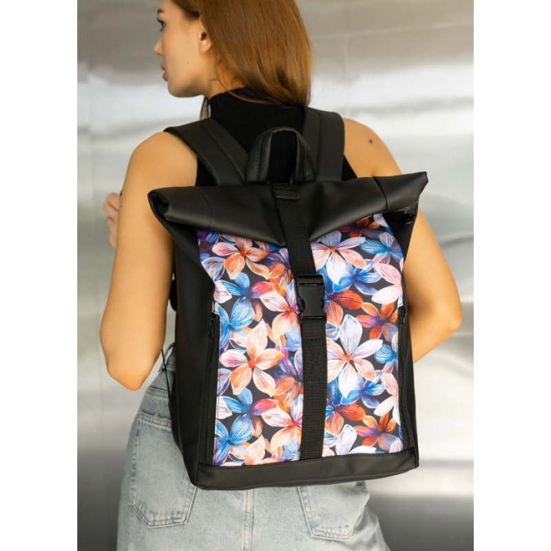 Жіночий рюкзак Sambag Roll Top One чорний принт "Flowers" (24208153)