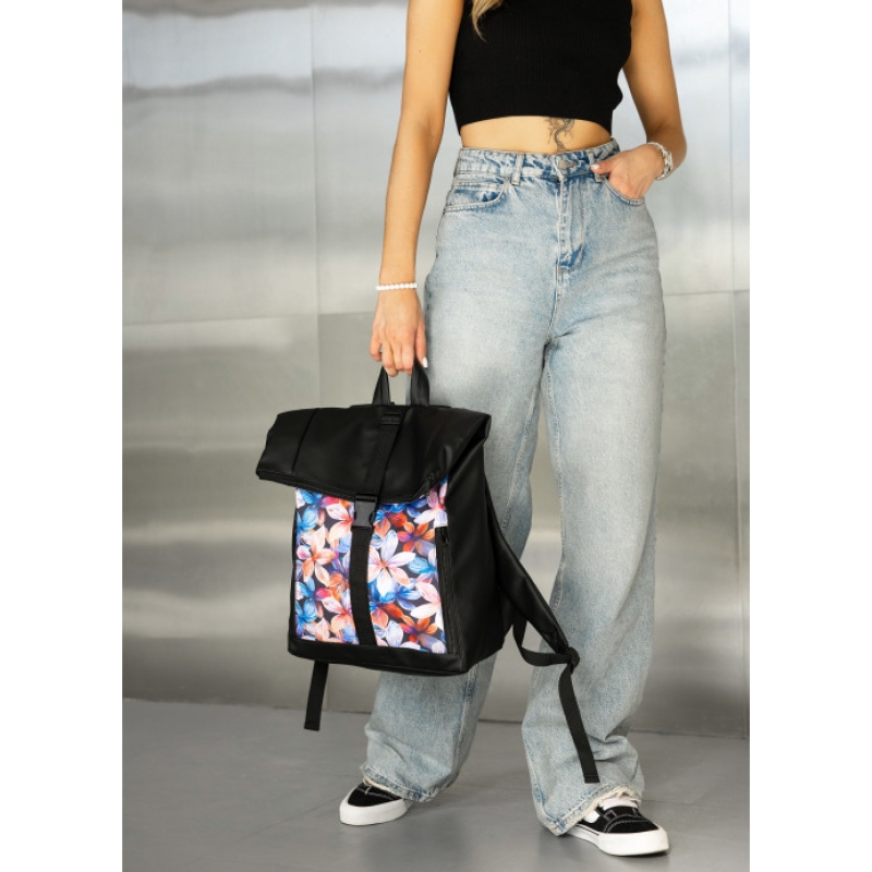Жіночий рюкзак Sambag Roll Top One чорний принт "Flowers" (24208153)