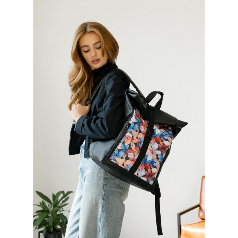 Жіночий рюкзак Sambag Roll Top One чорний принт "Flowers" (24208153)