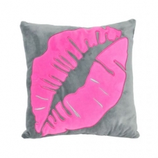 Подушка "Pink lips" (ПД-0369)